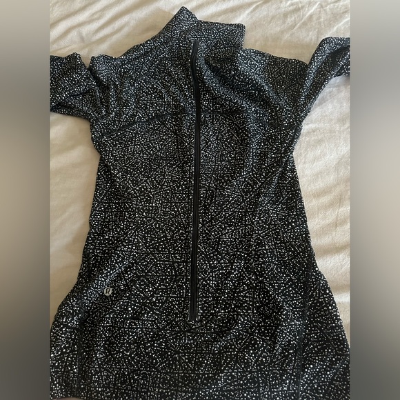 Lululemon Define Jacket Size 6 *GREAT CONDITION!* - Picture 5 of 6